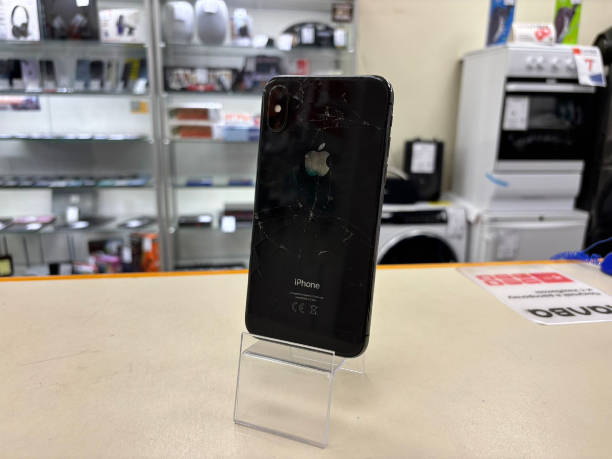 Смартфон Apple iPhone X 64Gb