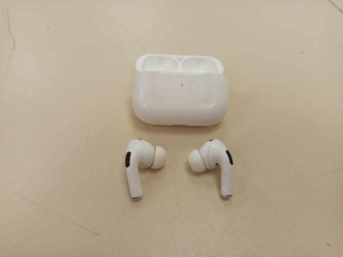 Наушники беспроводные Apple AirPods Pro 2 Gen