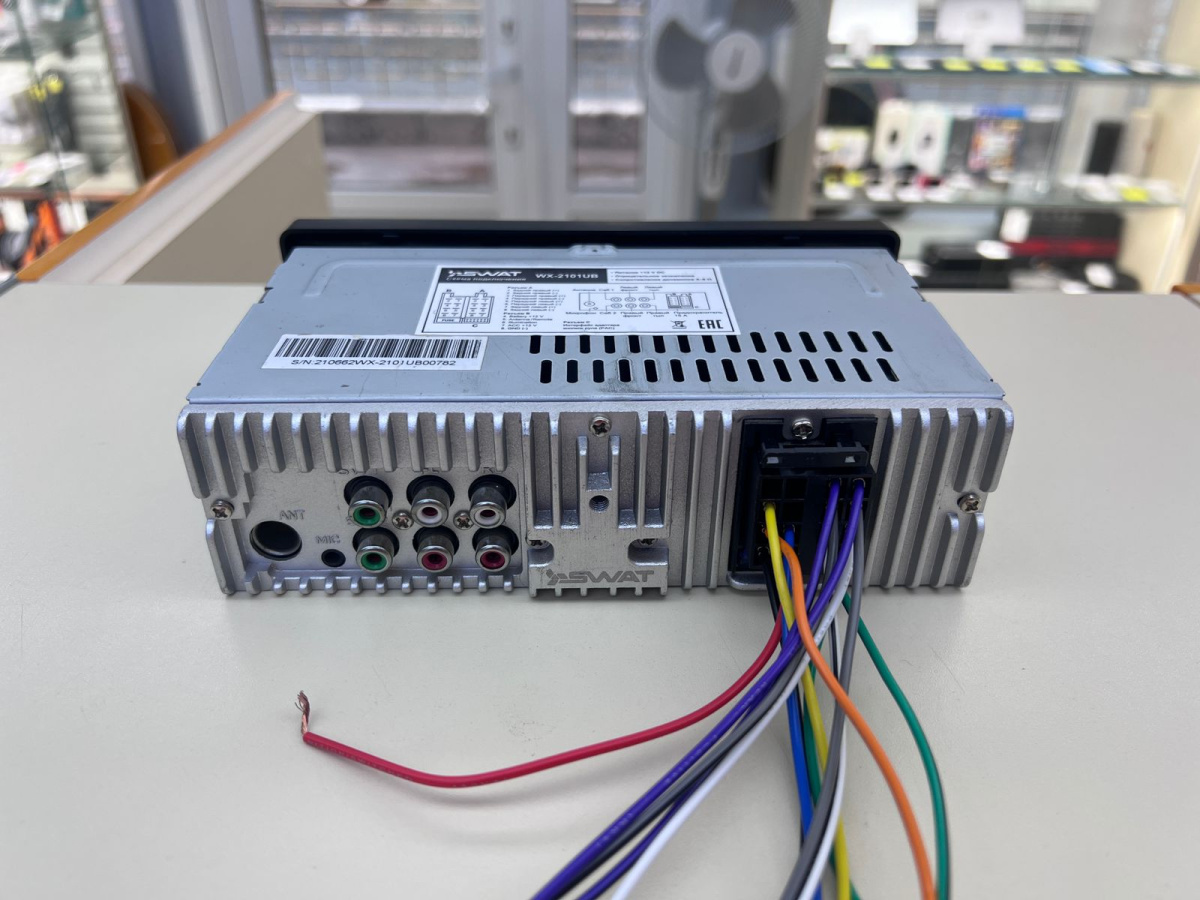 Автомагнитола Swat WX-2101UB