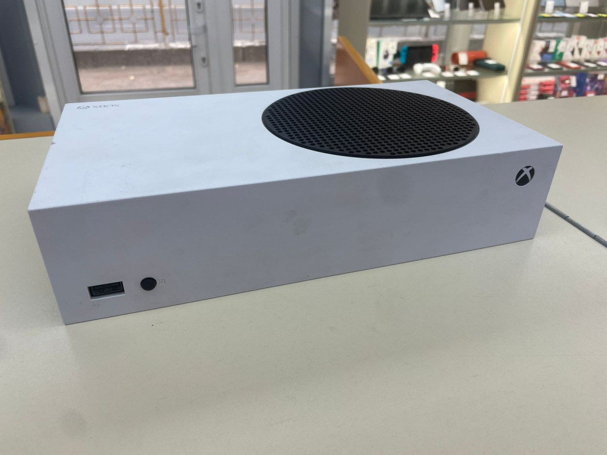 Игровая приставка Xbox Series S 512Gb SSD Игровая приставка Xbox Series S 512Gb SSD