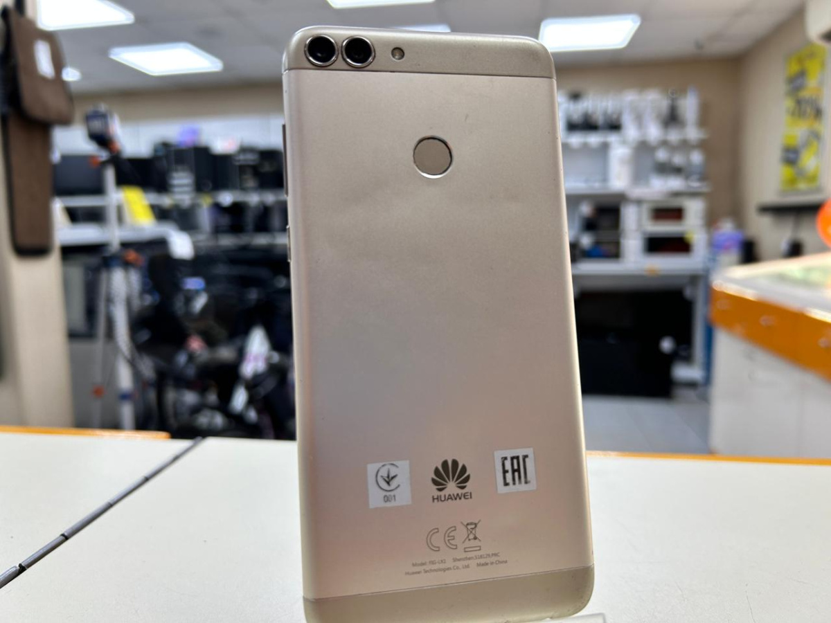 Смартфон Huawei P Smart 2020 3/32