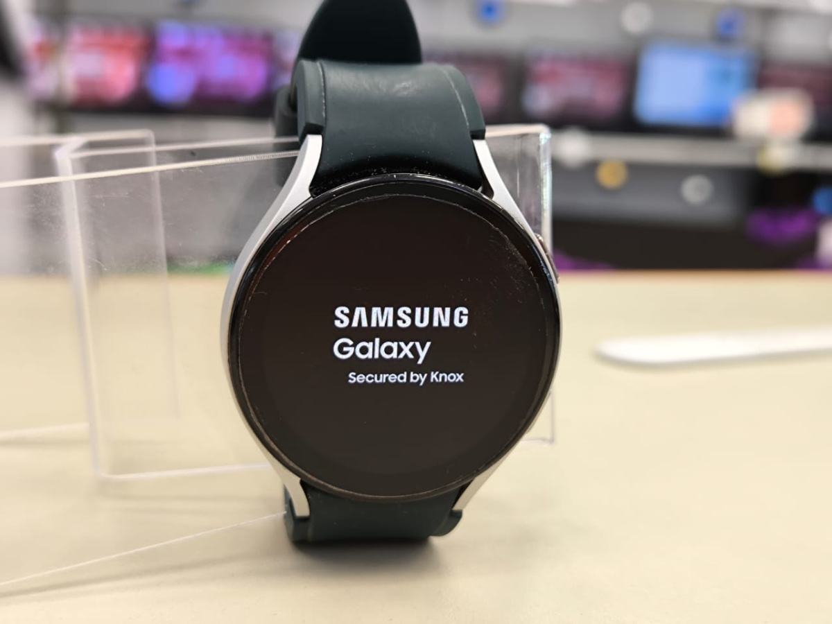 Смарт-часы Samsung Galaxy Watch 5 44mm