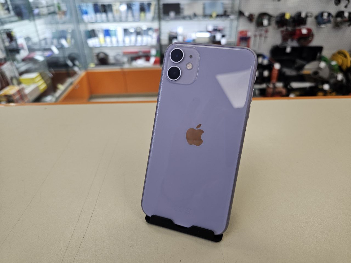 Смартфон Apple iPhone 11 64Gb