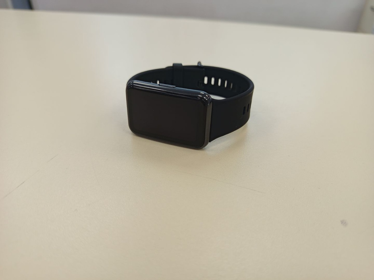 Смарт-часы Huawei Watch FIT