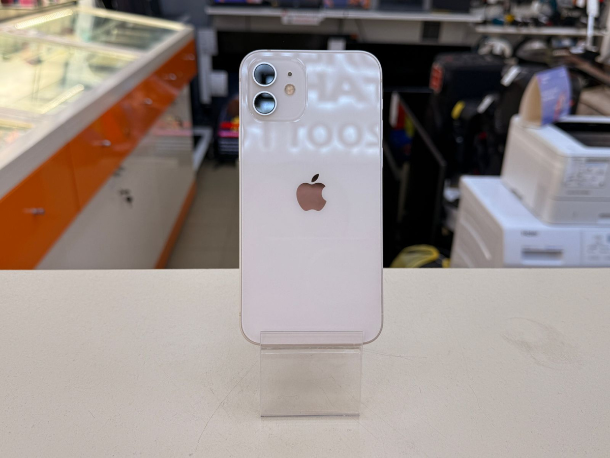 Смартфон Apple iPhone 12 64Gb