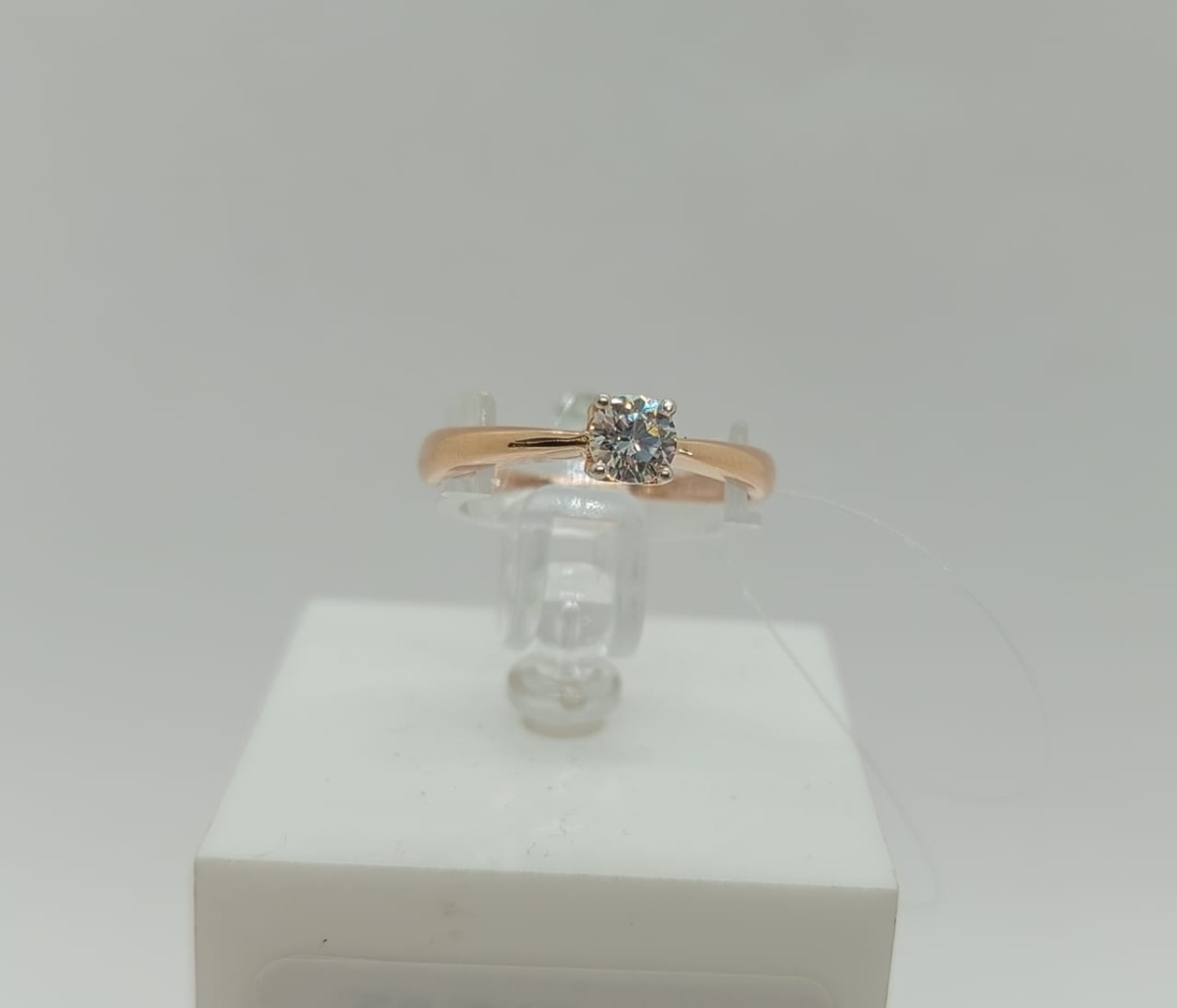 КОЛЬЦО С КАМНЕМ (Au 585)