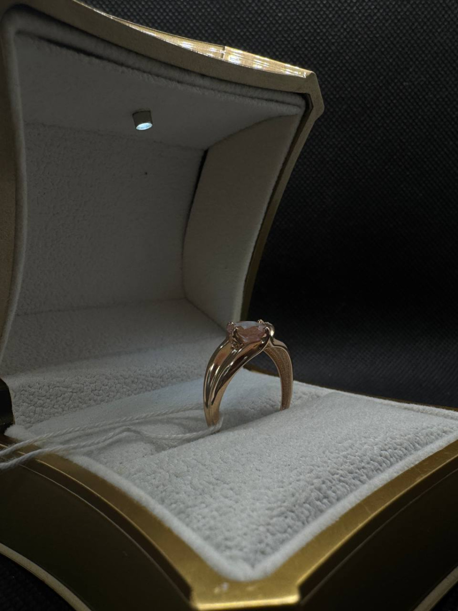 КОЛКМИ585 КОЛЬЦО С КАМНЯМИ (Au 585)