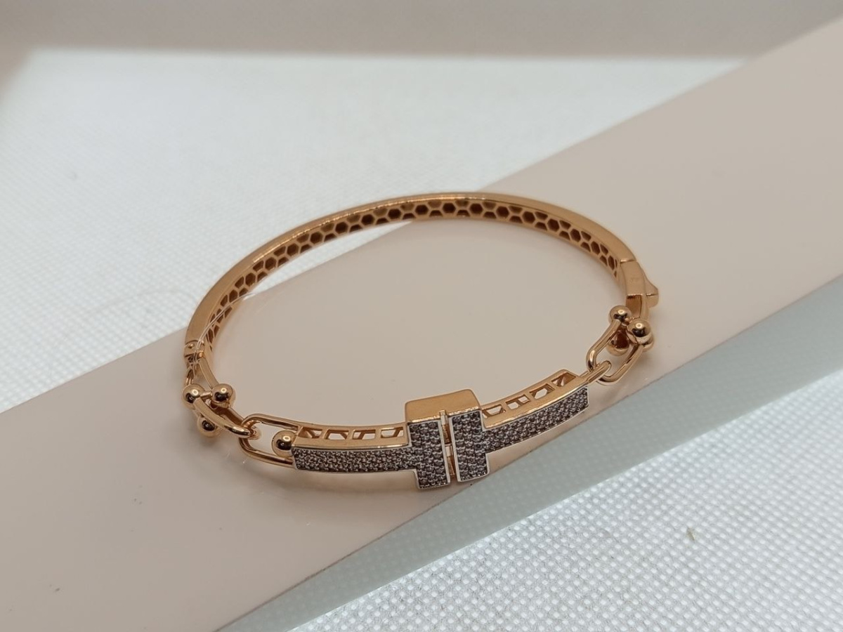 БРАСЛЕТ ЖЕСТКИЙ с камнями (Au 585) БРАСЛЕТ ЖЕСТКИЙ с камнями (Au 585)