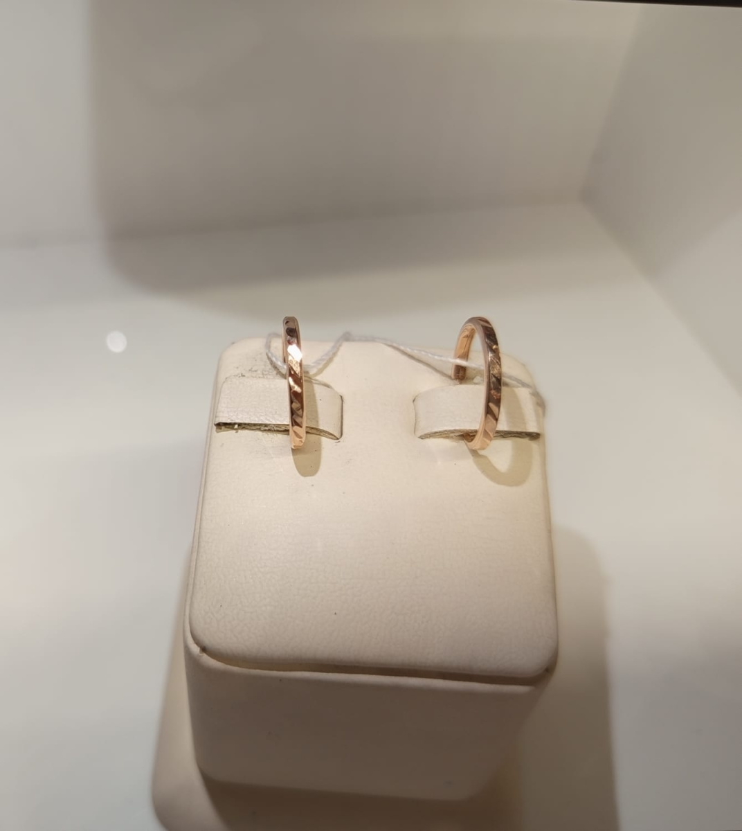 А 021003 СЕРЬГИ КОНГО Рифленые (Au 585)