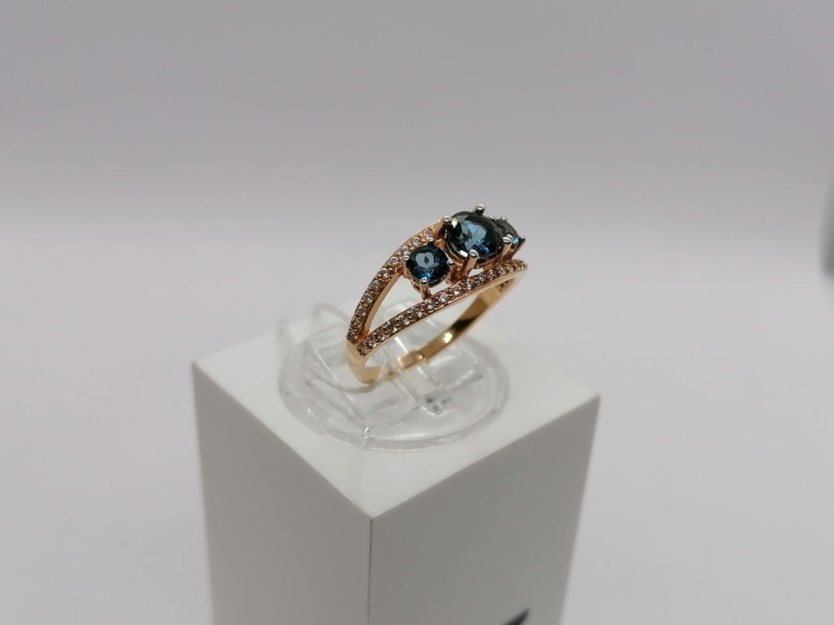 КОЛКМИ585 КОЛЬЦО С КАМНЯМИ (Au 585) КОЛКМИ585 КОЛЬЦО С КАМНЯМИ (Au 585)