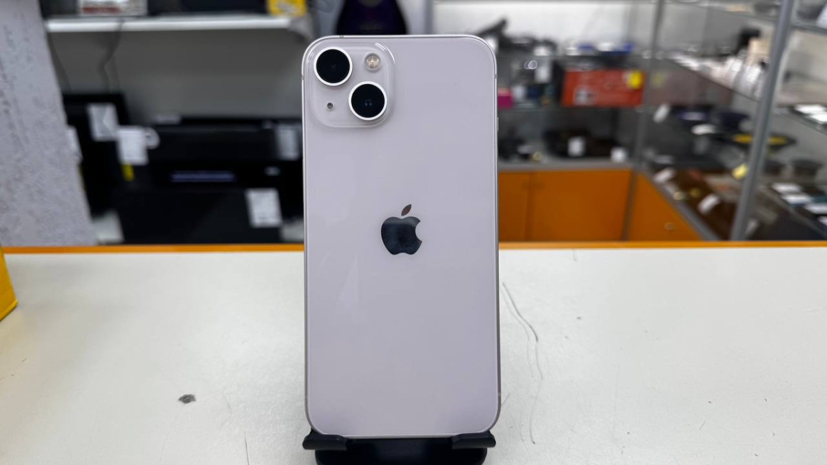 Смартфон Apple iPhone 13 128Gb