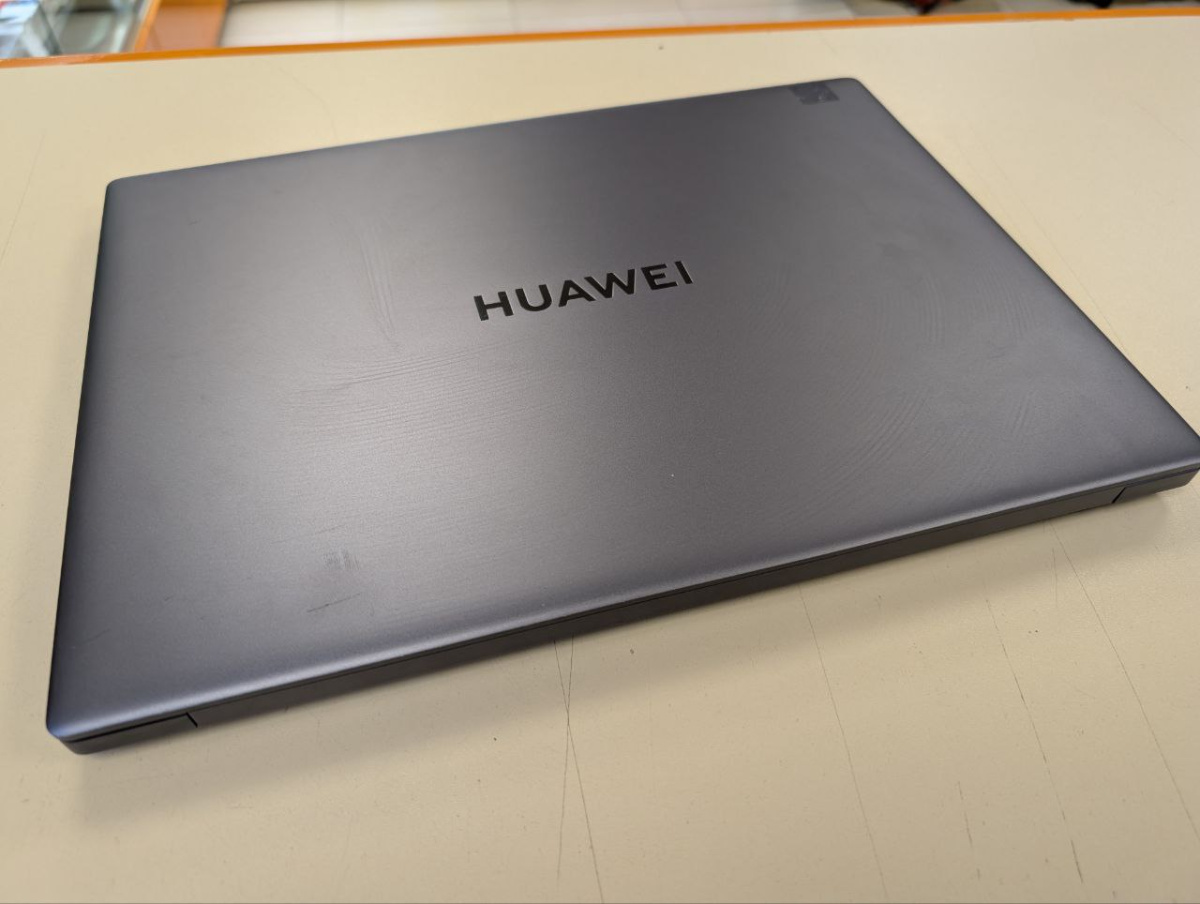 Ноутбук Huawei Cref-X; Core I7-12700H, Iris(R) Xe Graphics, 16 Гб, 1 Tb, Нет