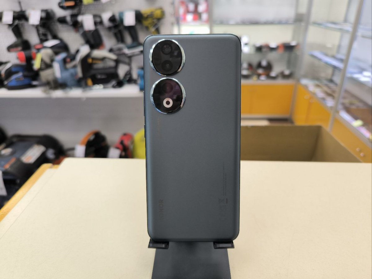 Смартфон Honor 90 8/256