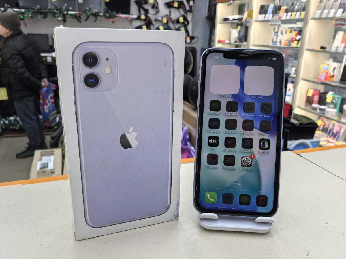 Смартфон Apple iPhone 11 64Gb
