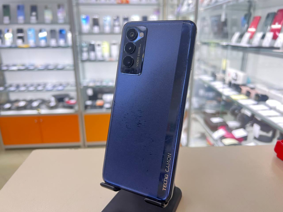Смартфон Tecno Camon 18P 8/128Gb
