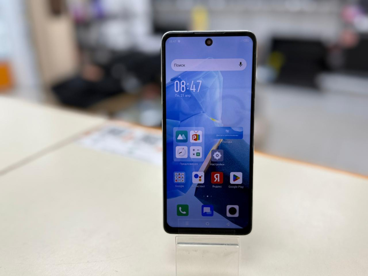 Смартфон Infinix HOT 30 4/128