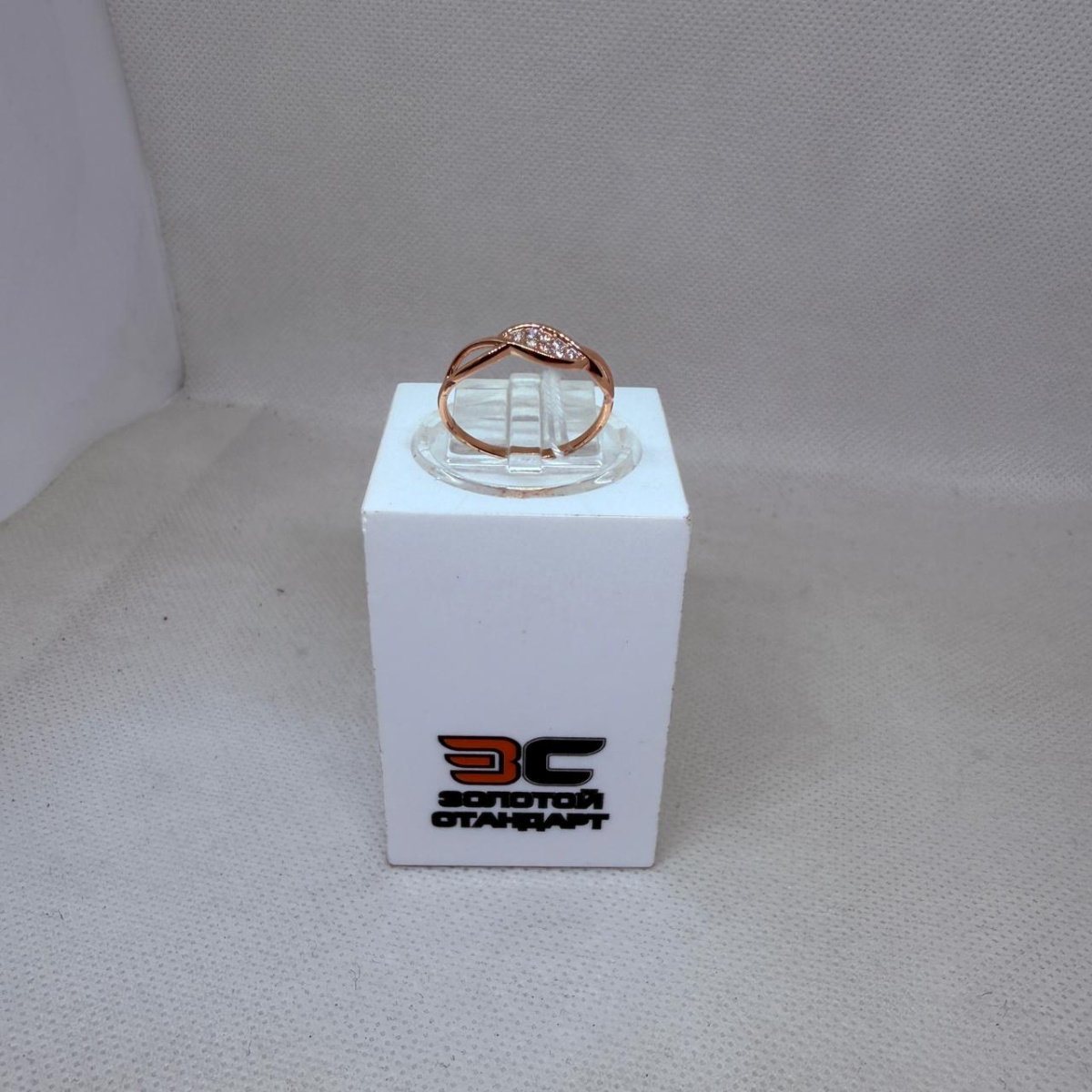 КОЛКМИ585 КОЛЬЦО С КАМНЯМИ (Au 585)