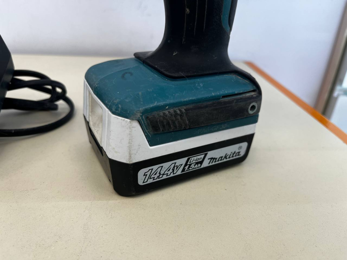 Шуруповерт Makita DF347D