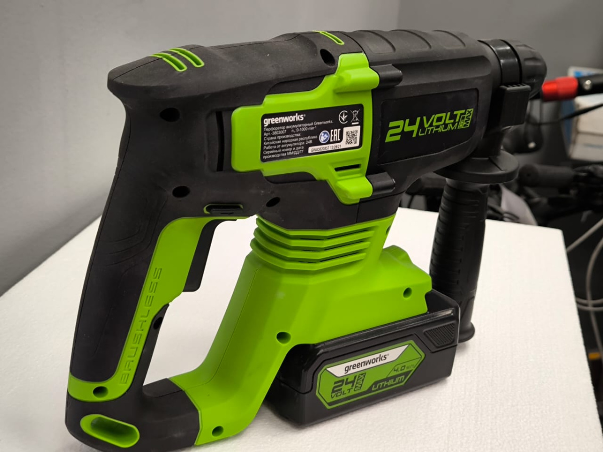 Перфоратор Greenworks GD24SDS2K4