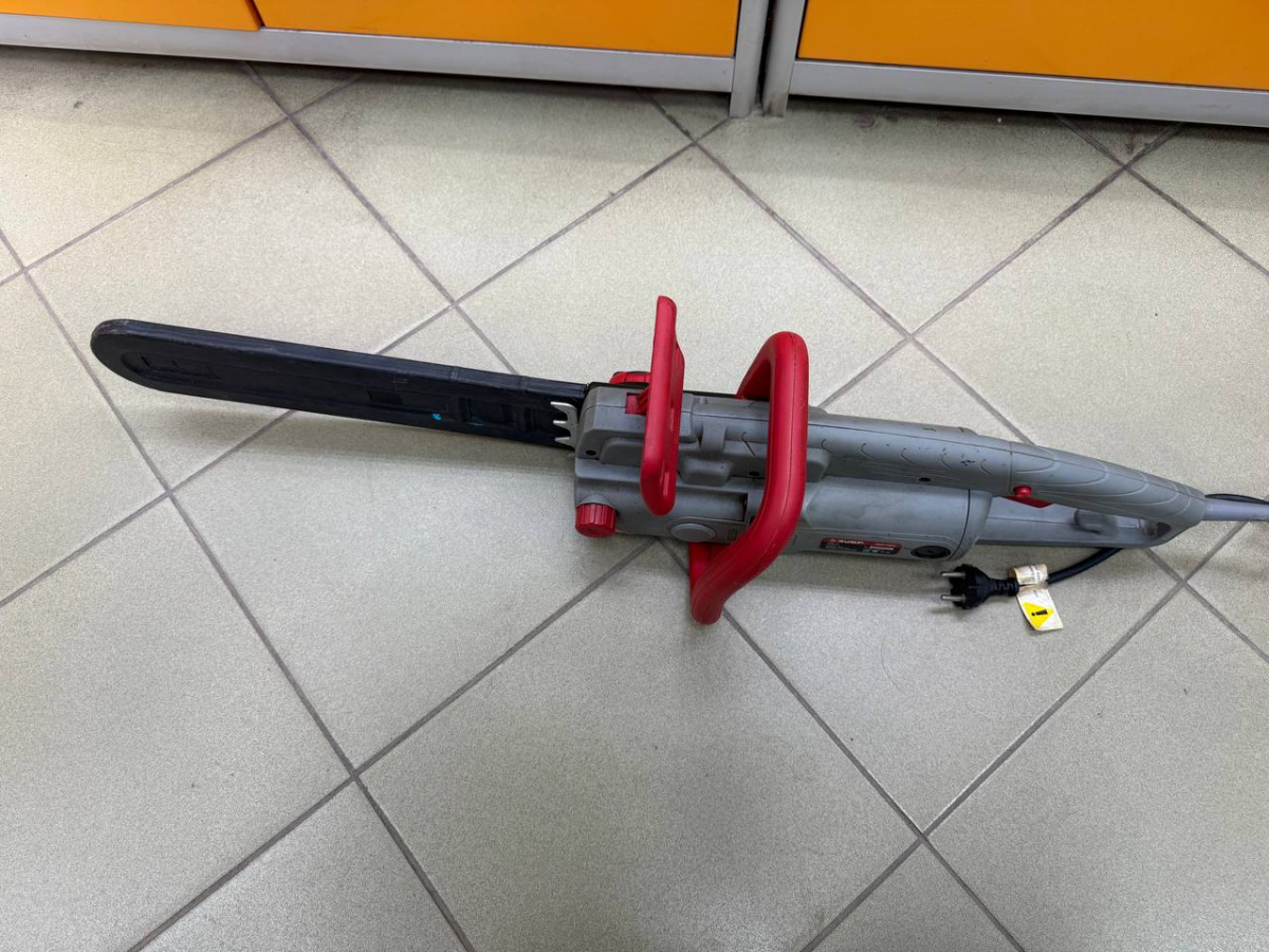 Электропила Зубр 3ЦП-2000