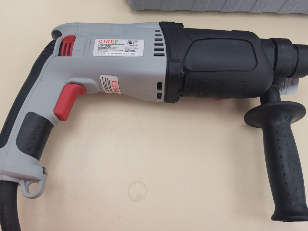 Перфоратор СТАВР ПЭГ-780