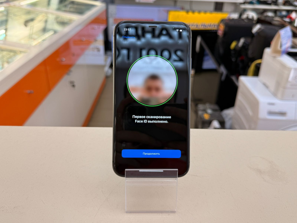 Смартфон Apple iPhone 11 64Gb