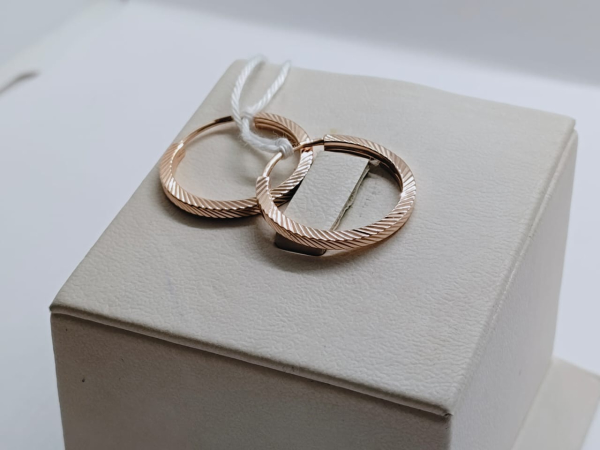 СКОН585 СЕРЬГИ КОНГО (Au 585)