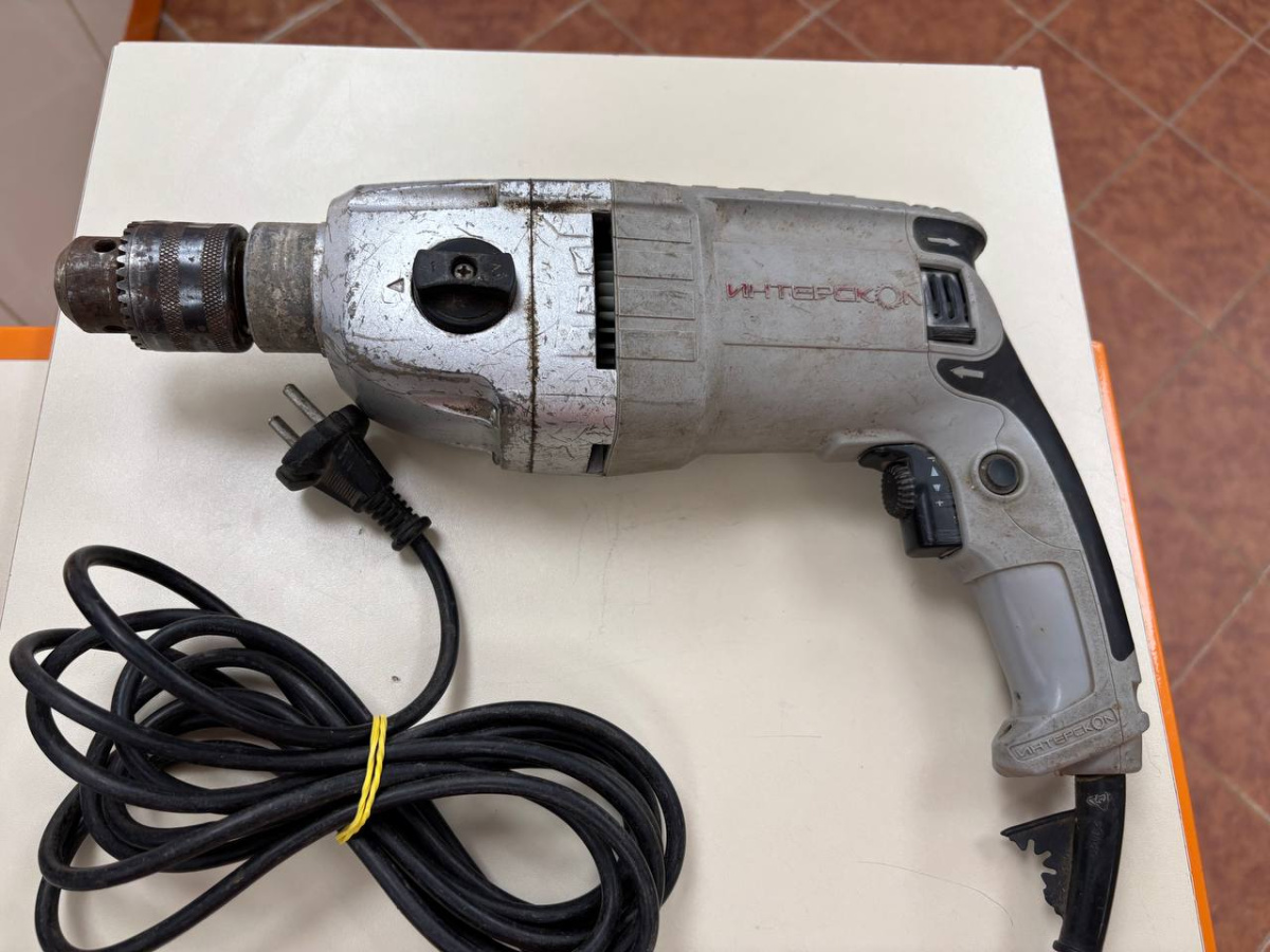 Дрель-ударная Интерскол ДУ-13/820ЭР