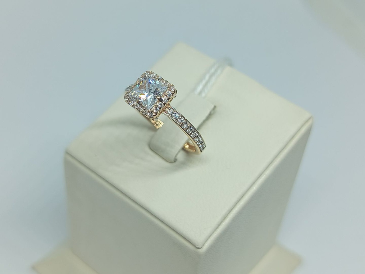 КОЛКМИ585 КОЛЬЦО С КАМНЯМИ (Au 585)