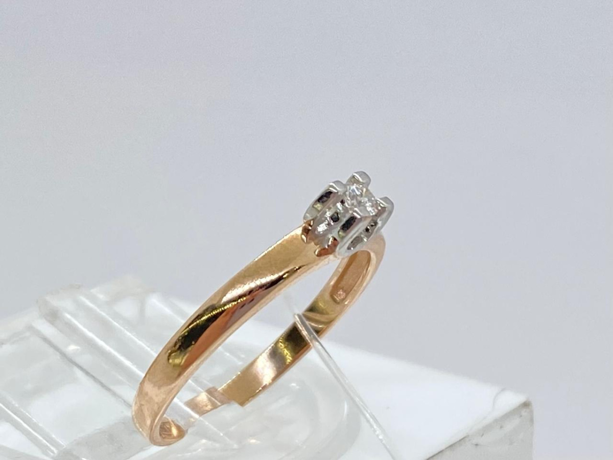 К0237-120 КОЛЬЦО БРИЛЛИАНТ (Au 585)