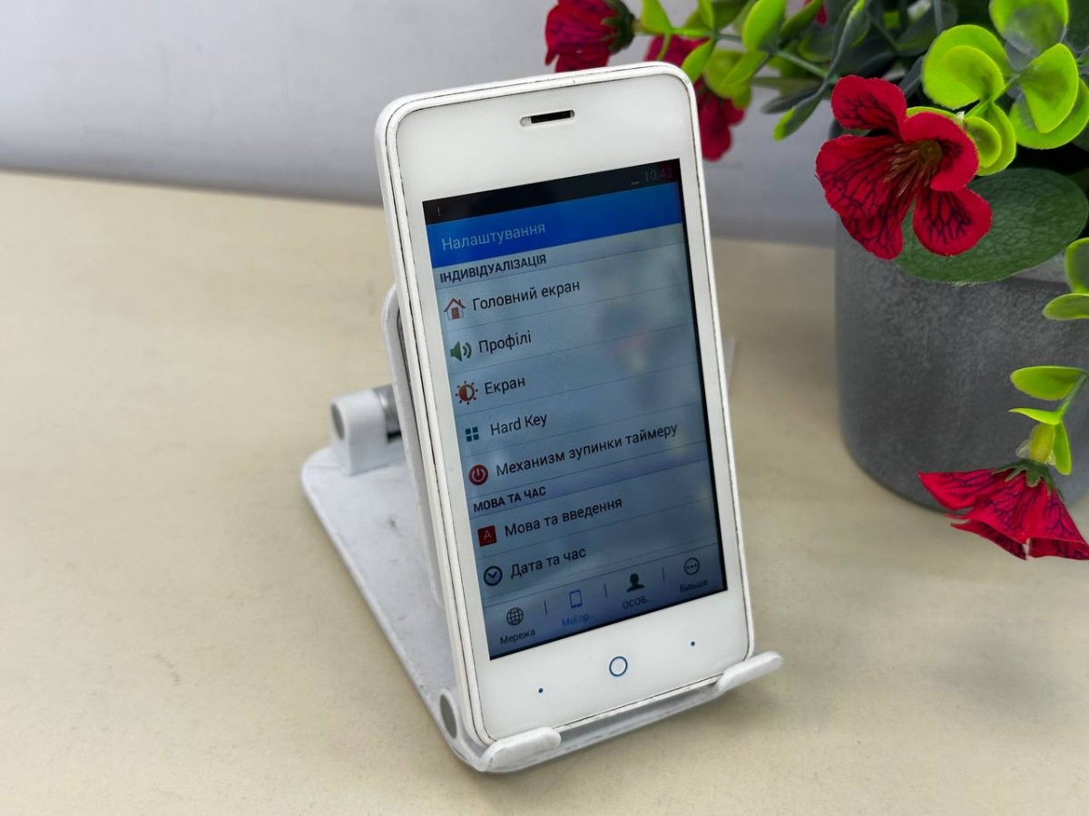 Смартфон ZTE T220