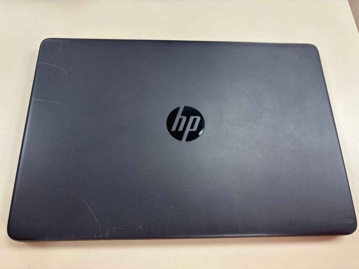 Ноутбук HP; Ryzen 5-5500U, AMD Radeon (TM) Graphics, 8 Гб, 256 Гб, Нет
