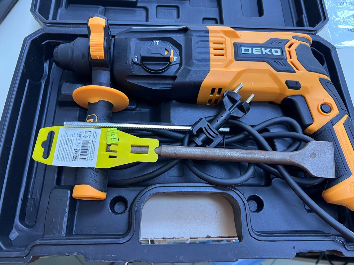 Перфоратор Deko DKH1200W