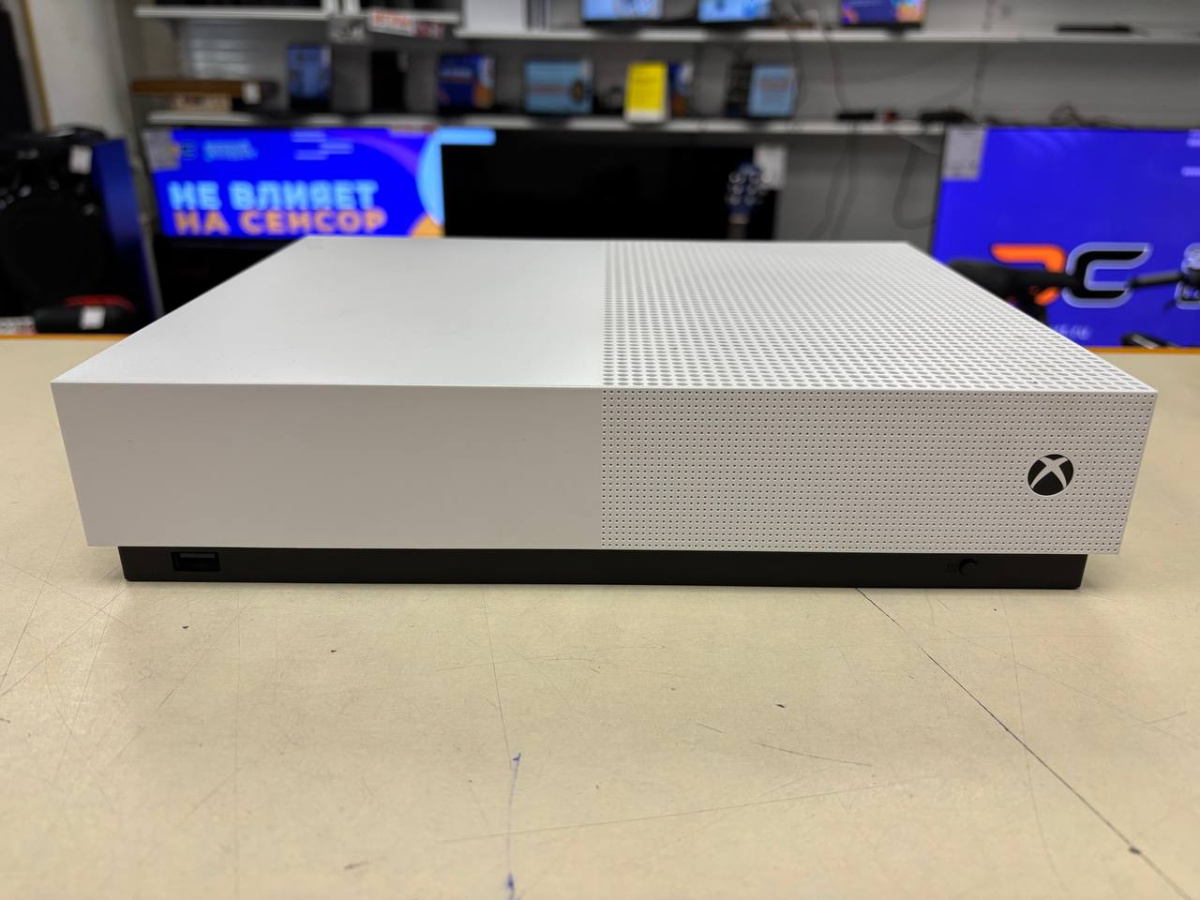 Игровая приставка  Xbox One S Digital Edition 500 GB