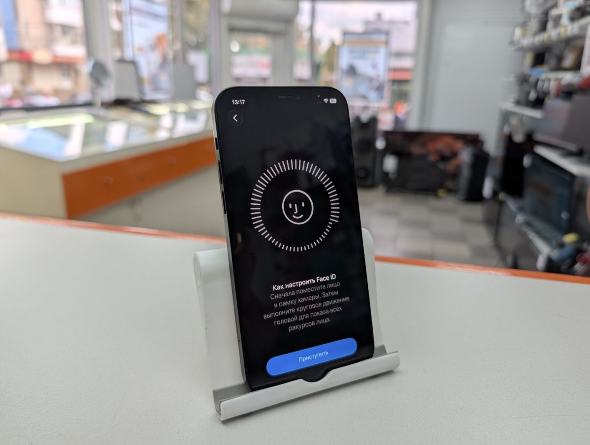 Смартфон Apple iPhone 12 64Gb