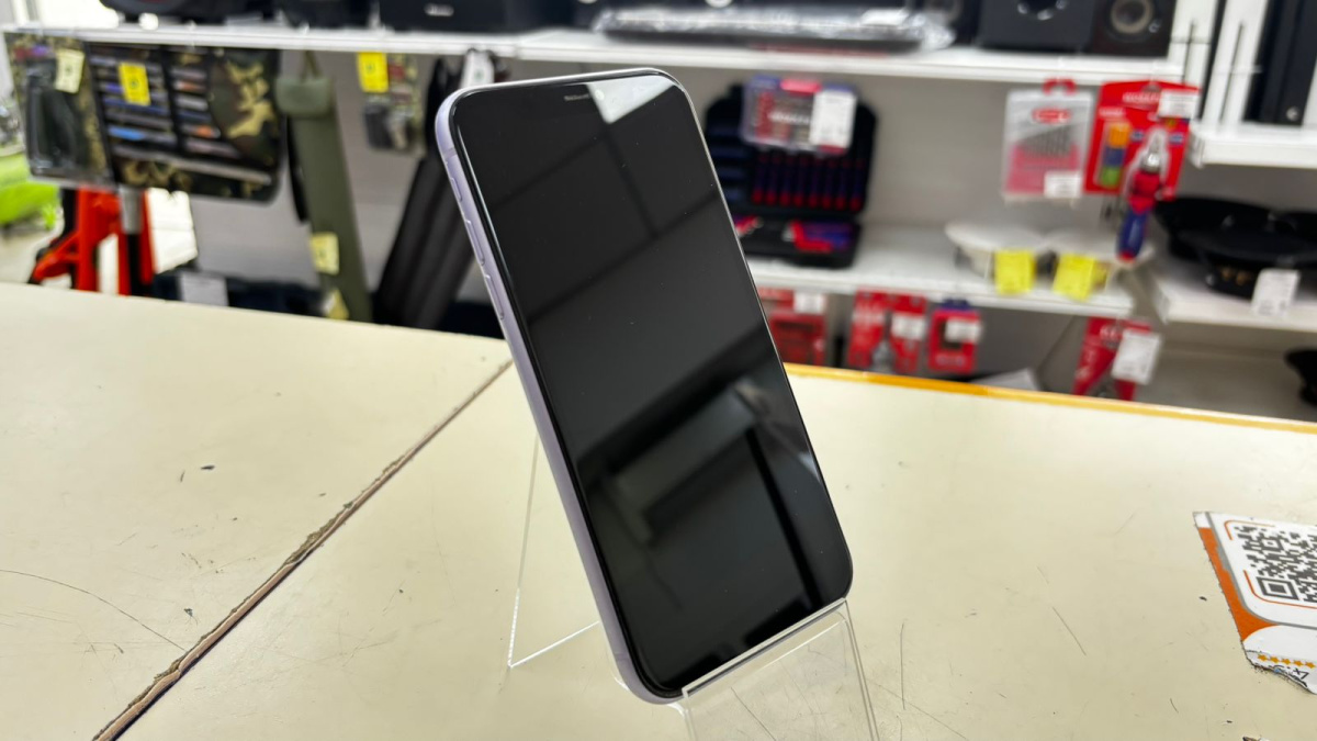 Смартфон Apple iPhone 11 64Gb