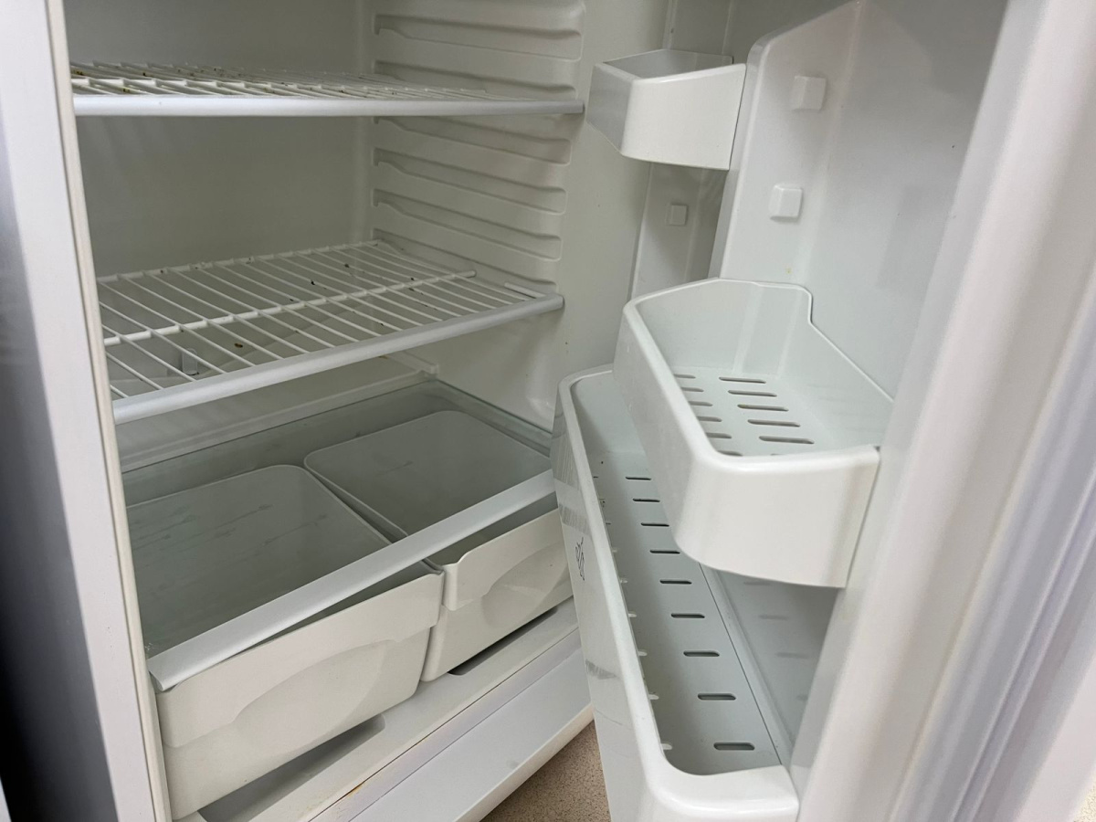 Холодильник Indesit ITD125
