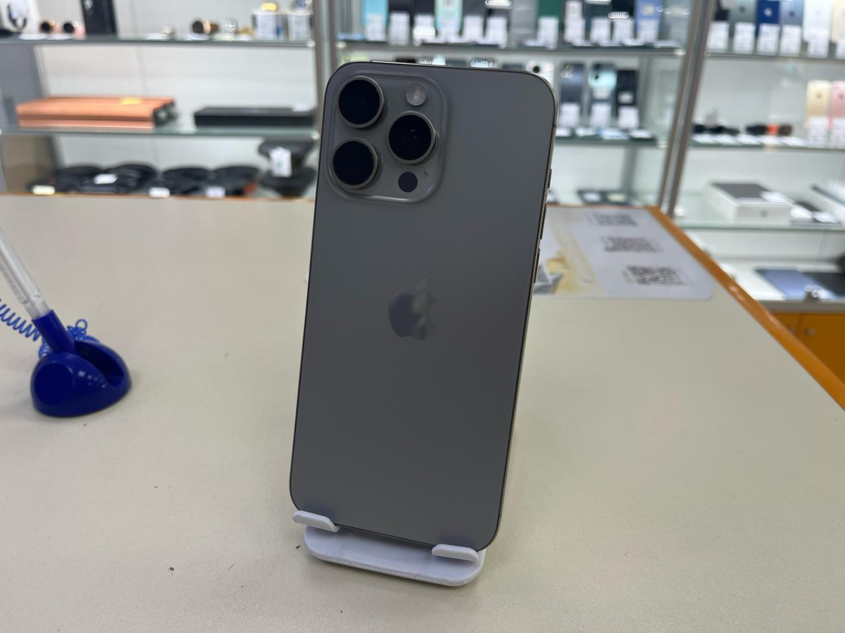 Смартфон Apple iPhone 15 Pro Max 256Gb