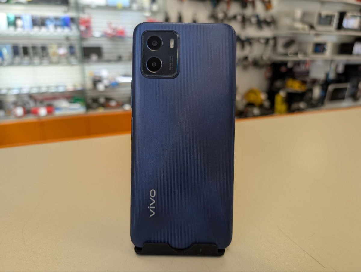 Смартфон Vivo Y15s 3/32
