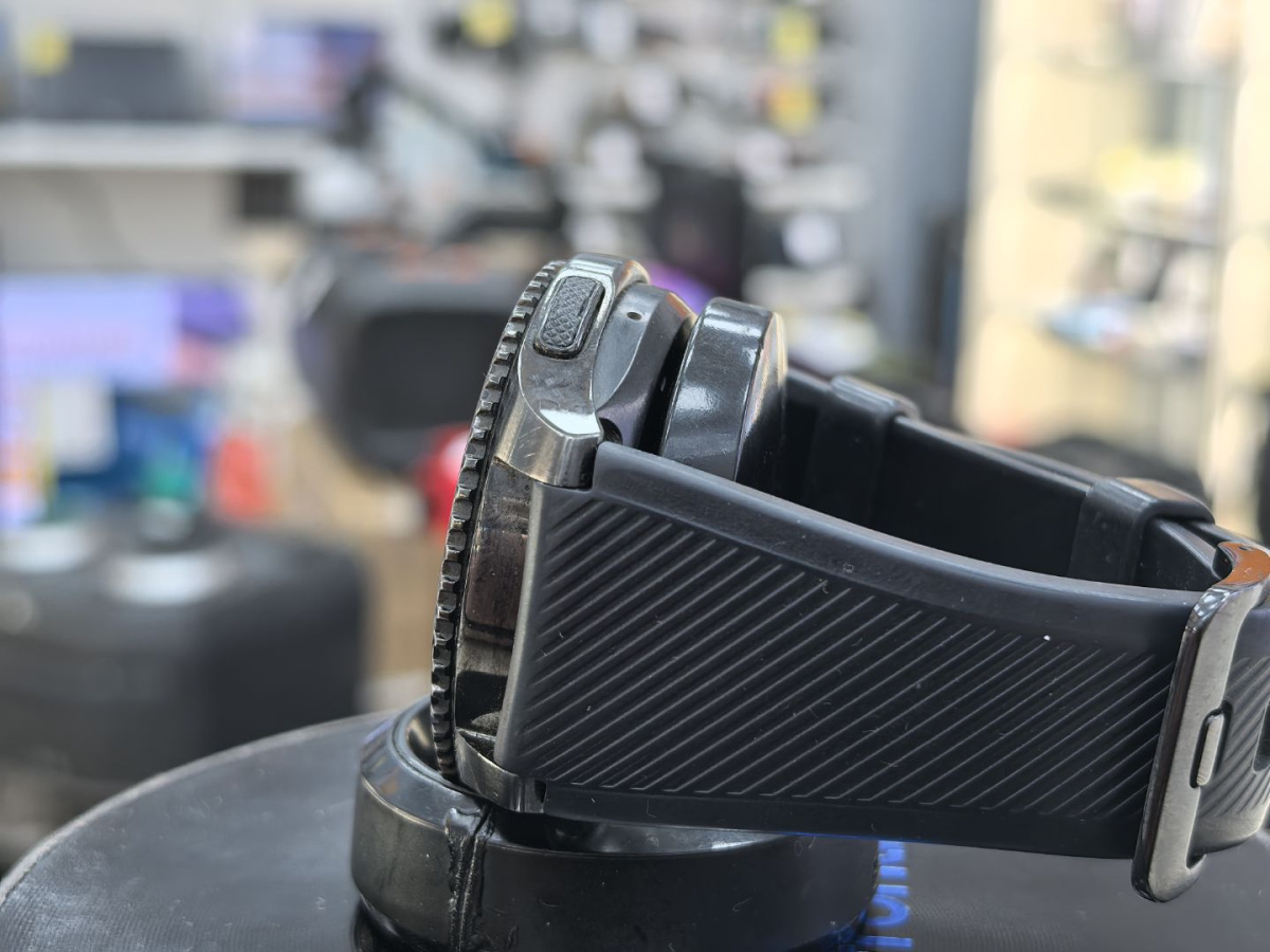 Смарт-часы Samsung Gear S3 Frointer