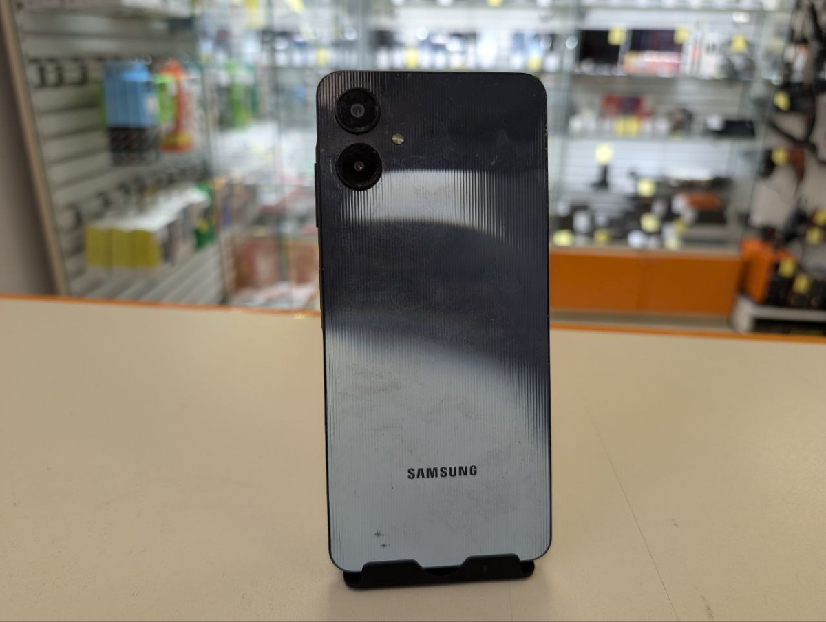 Смартфон Samsung Galaxy A06 4/128