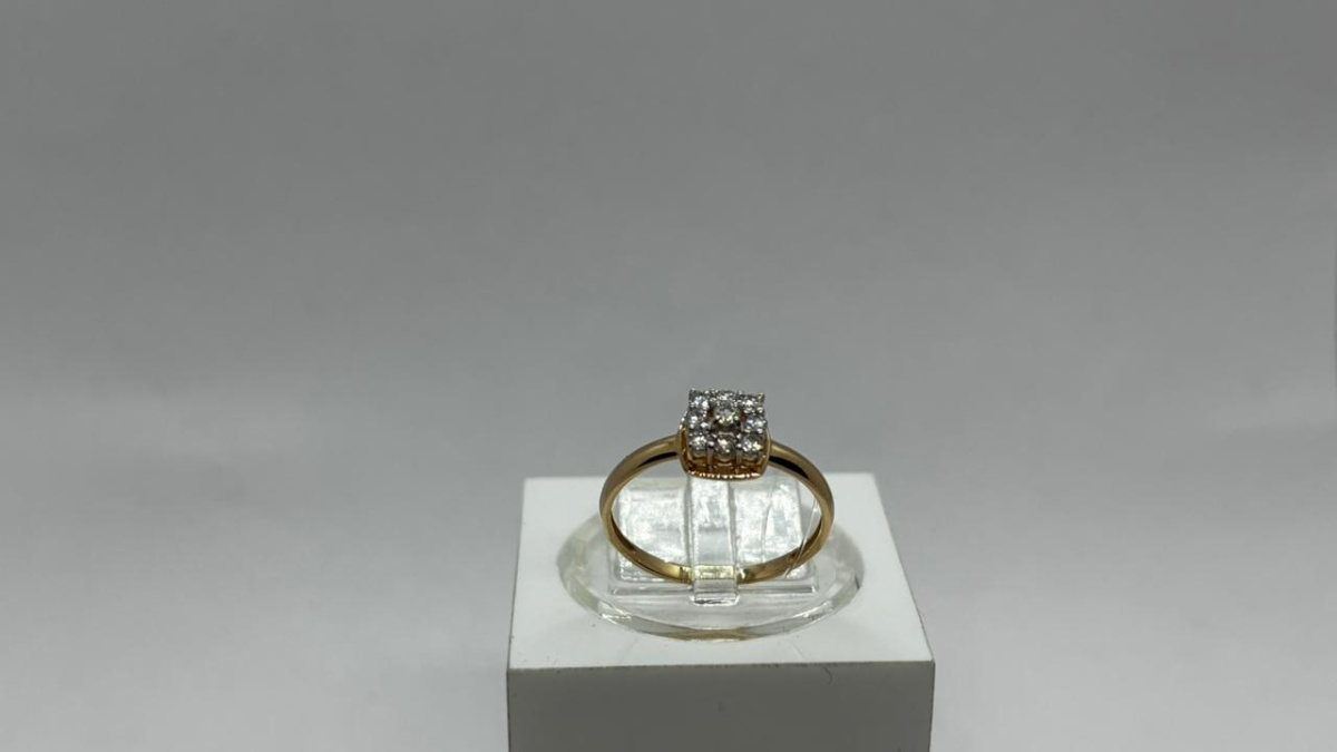 КОЛЬЦО С КАМНЯМИ (Au 585)