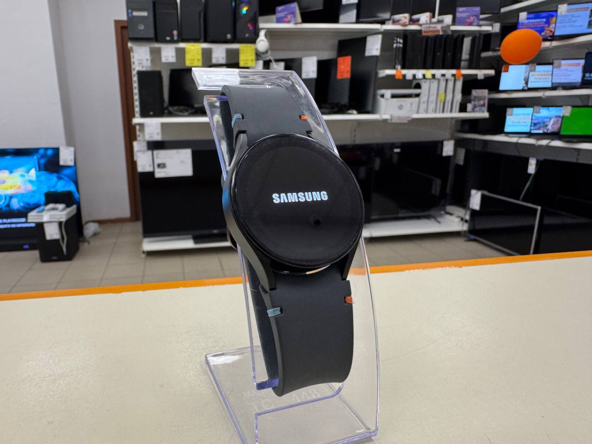 Смарт-часы Samsung Galaxy Watch FE 40мм R861