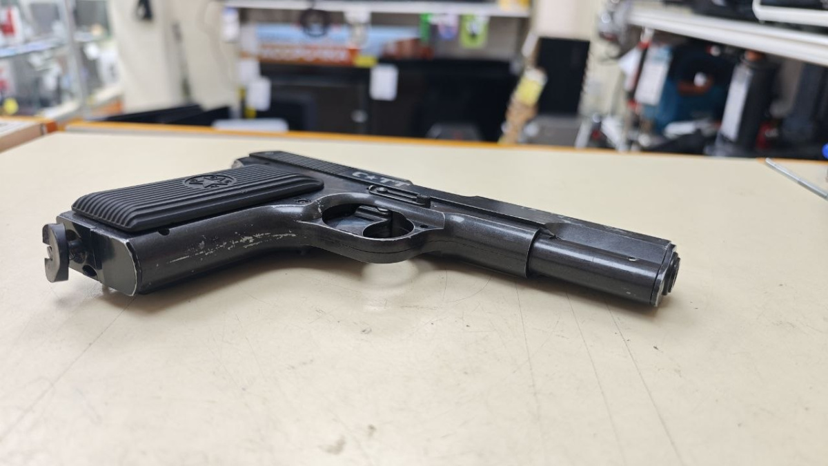 Пневматика Пистолет Crosman C-TT