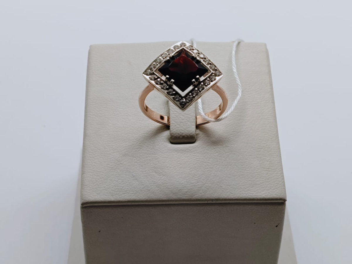 КОЛКМИ585 КОЛЬЦО С КАМНЯМИ (Au 585)