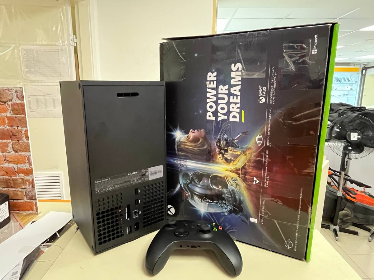 Игровая приставка Xbox Series X 1Tb