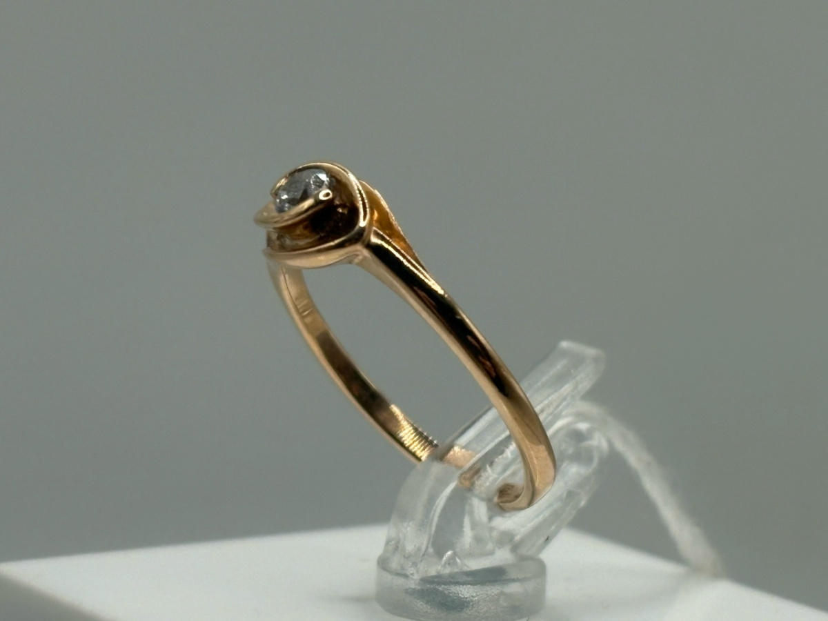 КОЛКМ585 КОЛЬЦО С КАМНЕМ (Au 585)