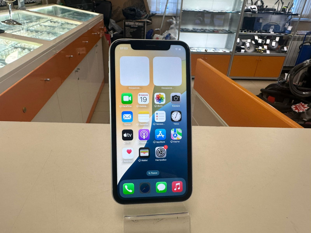 Смартфон Apple iPhone Xr 128Gb