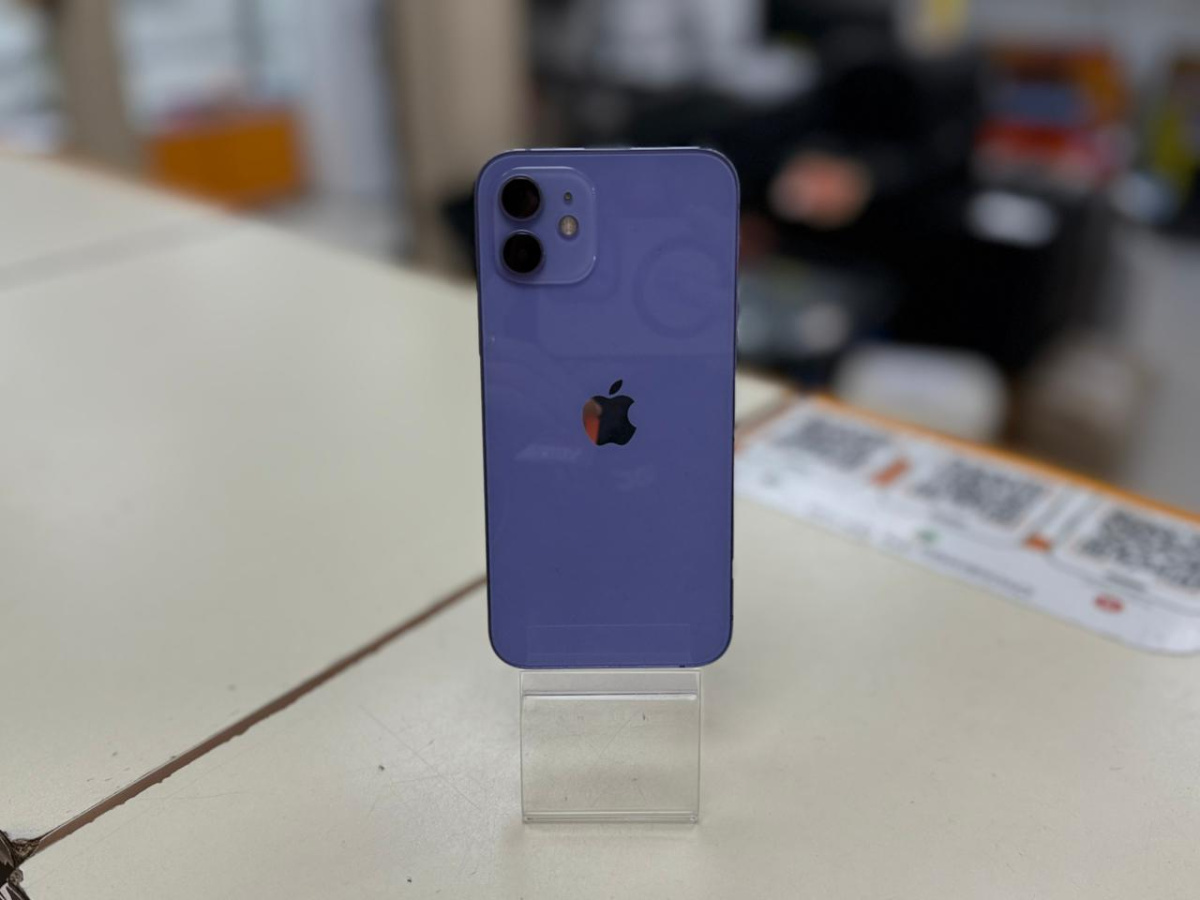 Смартфон Apple iPhone 12 64Gb