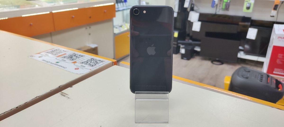 Смартфон Apple iPhone SE 2020 128Gb